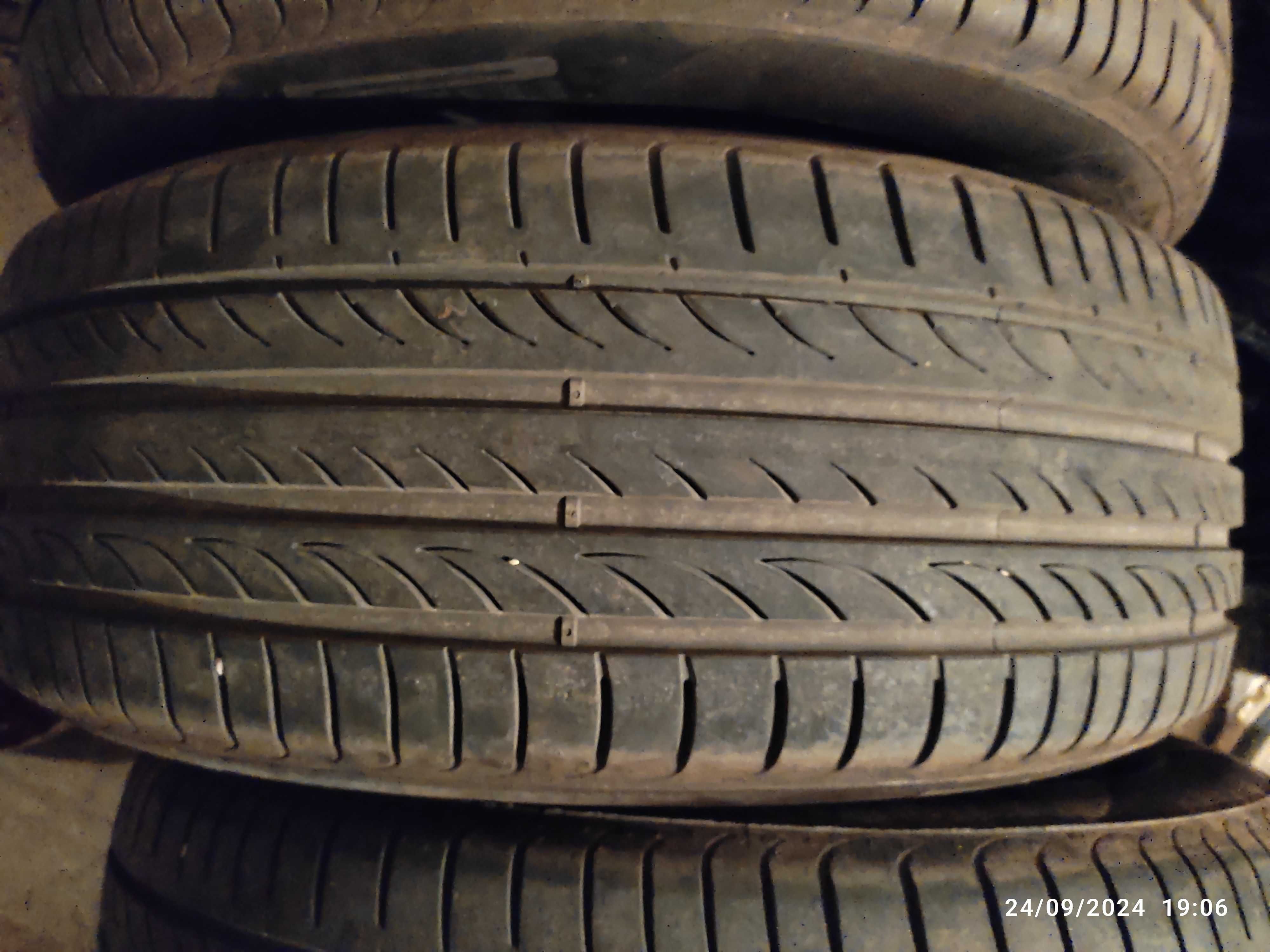 Гуми PIRELLI 225/55 R18 98v летни 4 бр.
