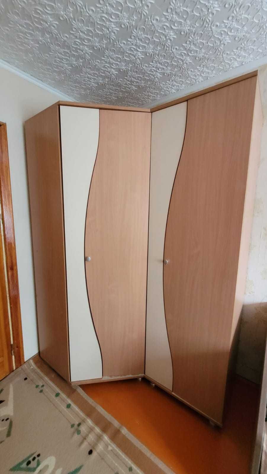 Продается мебель в детскую / подростковую комнату