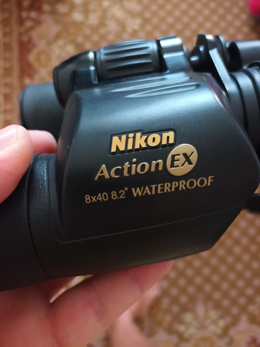 Binoclu  NIKON  ACTION EX 8x40 impecabil