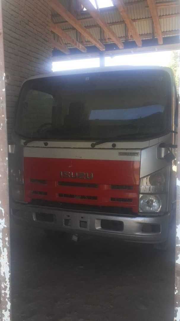 Isuzu sotiladi kelishamiz