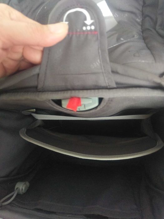 Раница с дишащ гръб и твърдо дъно