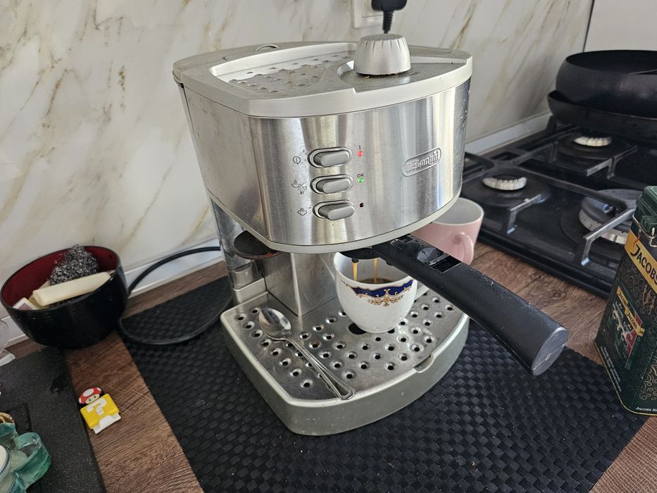 Expresor cafea Delonghi