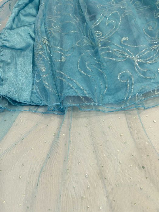 Рокля на Елза за  4 г. момиченце