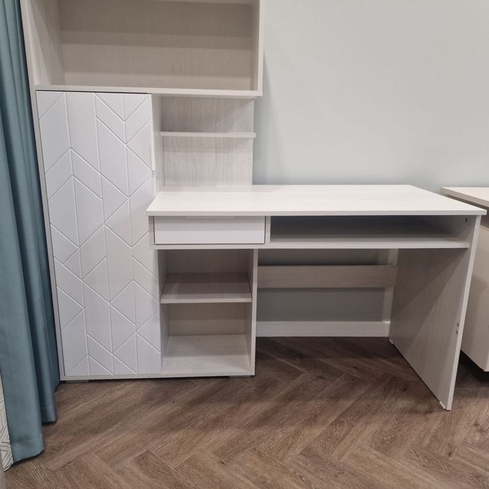 Продам Письменный стол