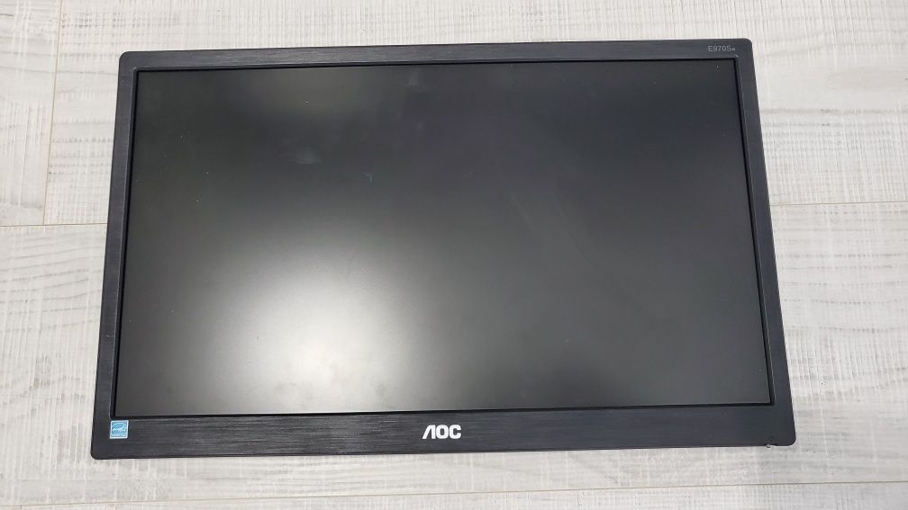 Vand monitor Aoc led 19" model E970Sw nou!