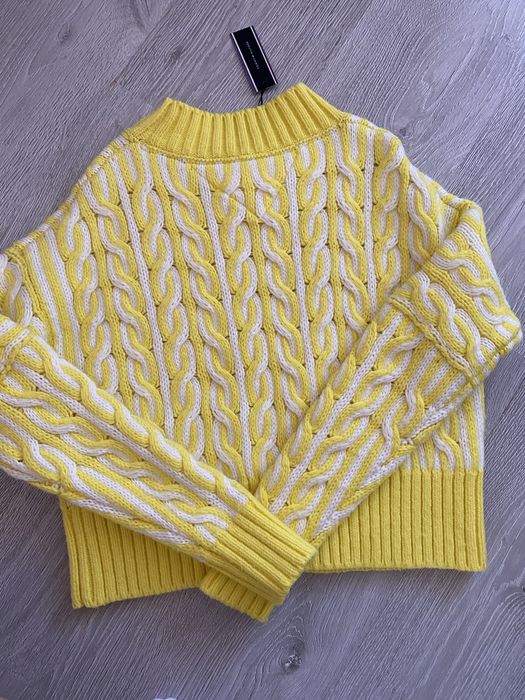 Pulover-Tommy Hilfiger- mar. XS- Nou