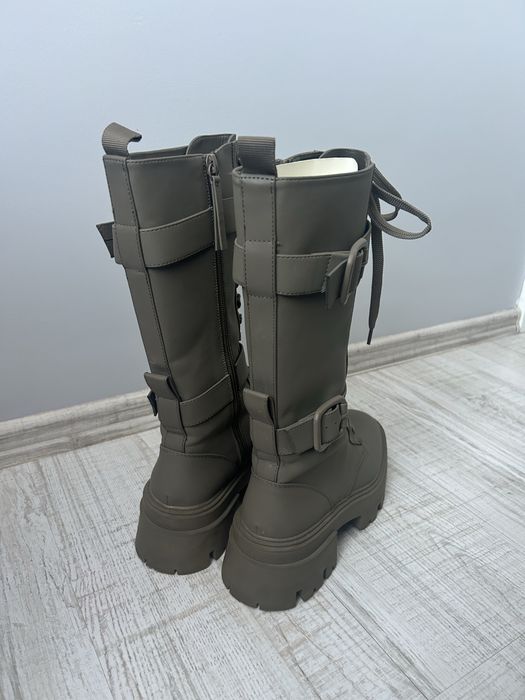 Кожени ботуши ZARA