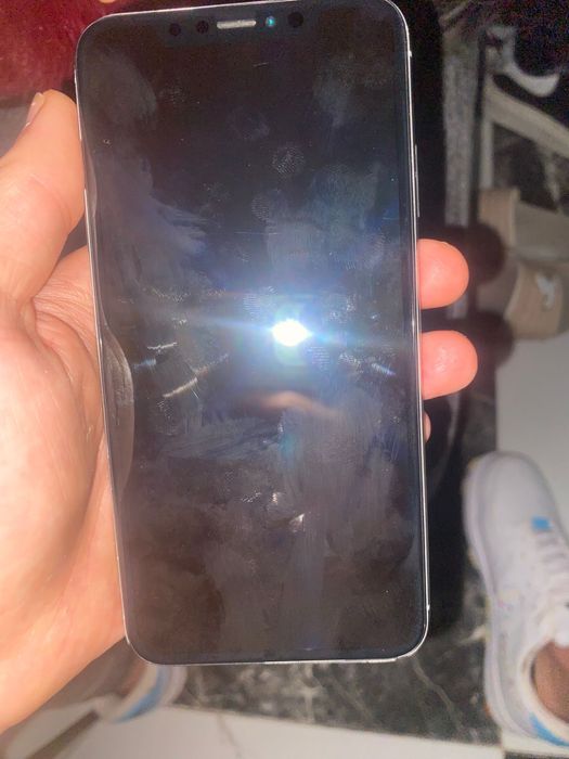 Vand iphone xs max alb negociabil