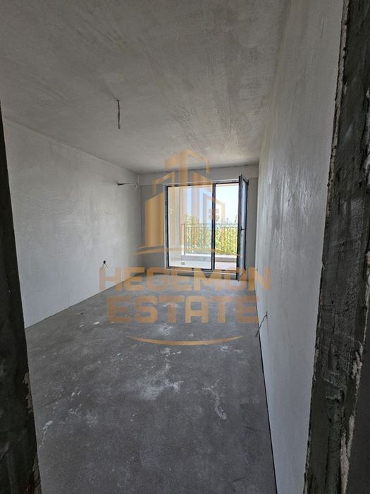 Продава се Двустаен апартамент в Варна, Виница - 95 кв.м за 1422 €/кв.м - Снимка #4