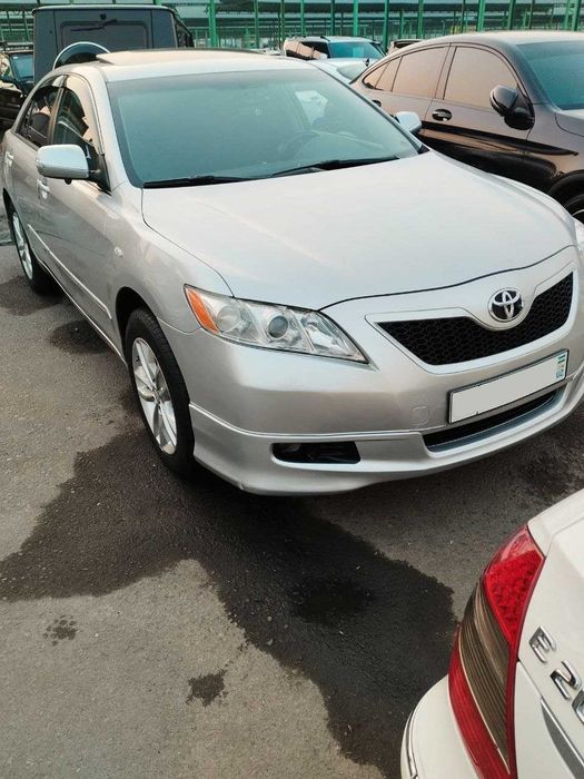 Продаётся Toyota Camry 40
