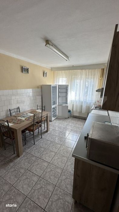 Apartament semidecomandat cu 2 camere, mobilat - Nufarul