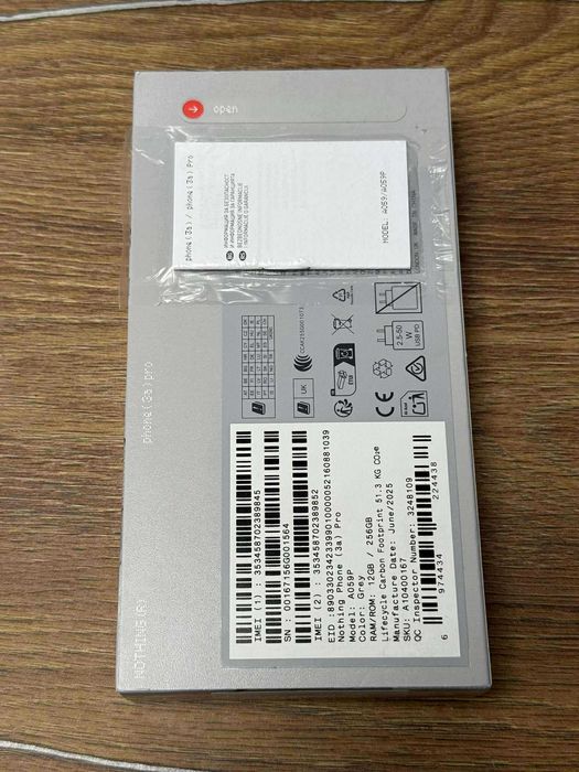 Продавам Nothing Phone 3a Pro 256gb