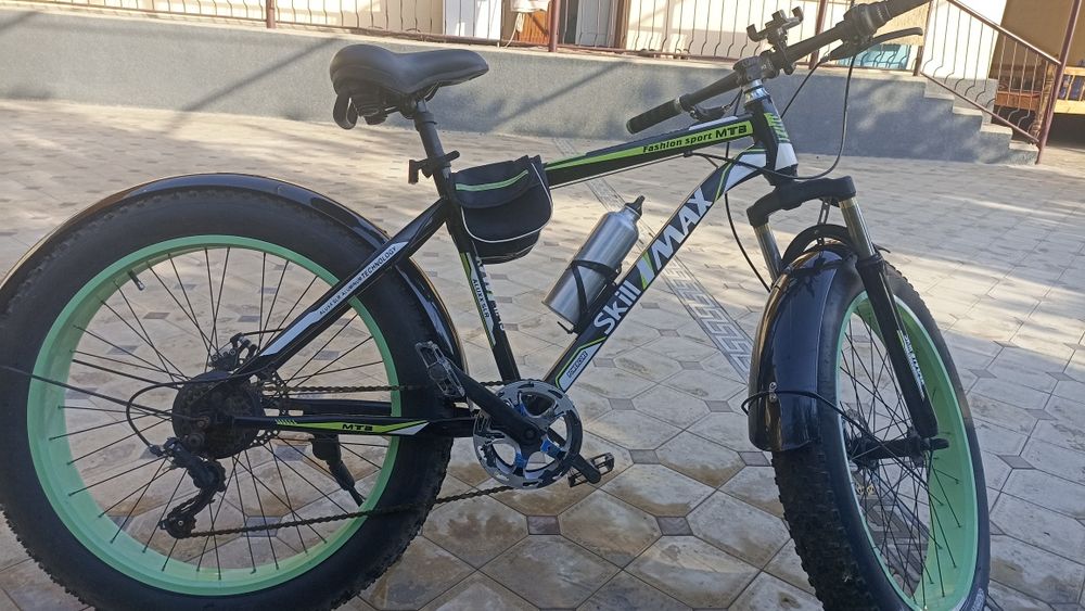 Велосопид сотилади.