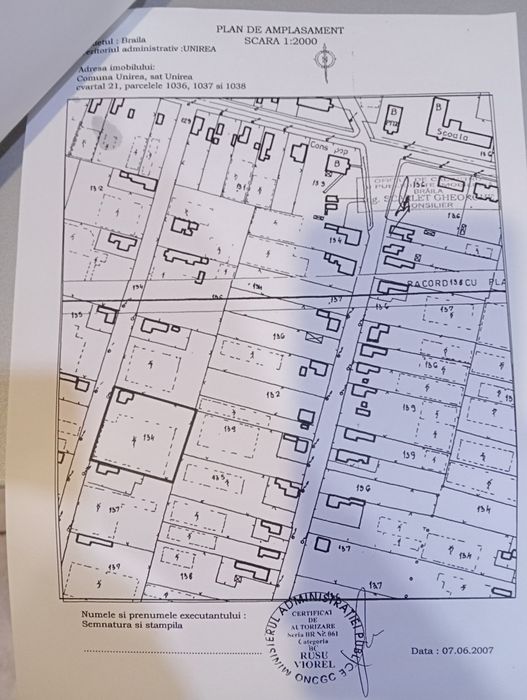 Vând teren intravilan