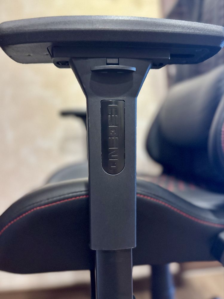 Gaming chair LEGEND JYSK