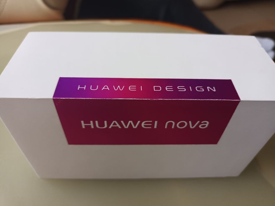 Cutie telefon Huawei Nova, P 18 lite și P 9 lite