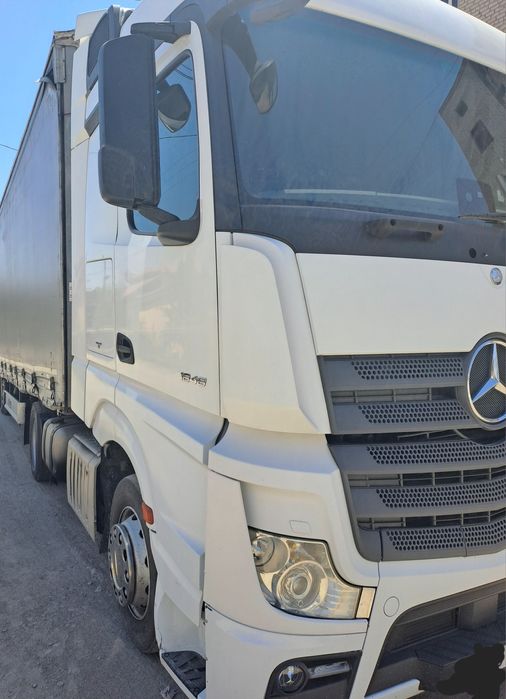 Mercedes-Benz 1848 mega 105 kub