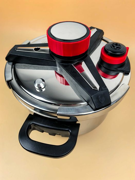 Oala sub presiune 5 litri cu capac bonus 299 lei