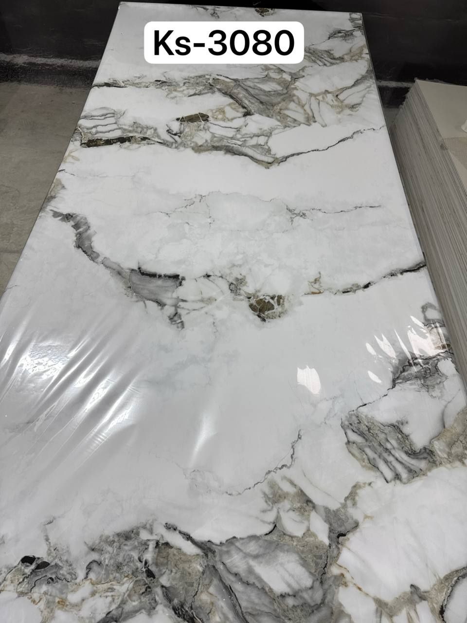 Dekarativniy pvx panel 210.000