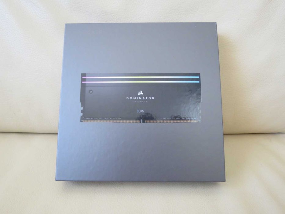 Corsair Dominator Titanium RGB 32GB [2x16GB] DDR5 Ram Memory - Sigilat