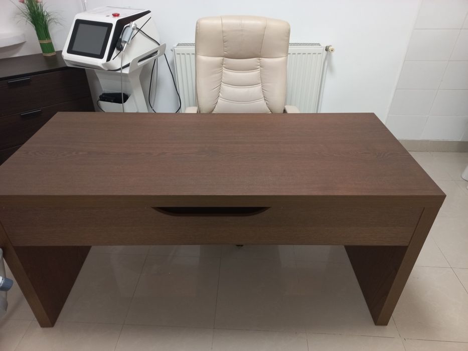 Birou birou + 2 scaune cadou