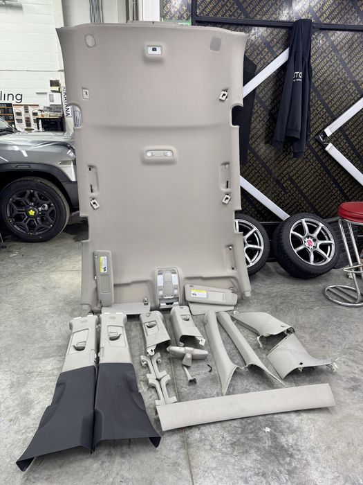 Потолок ауди q7 4L без люка полный комплект