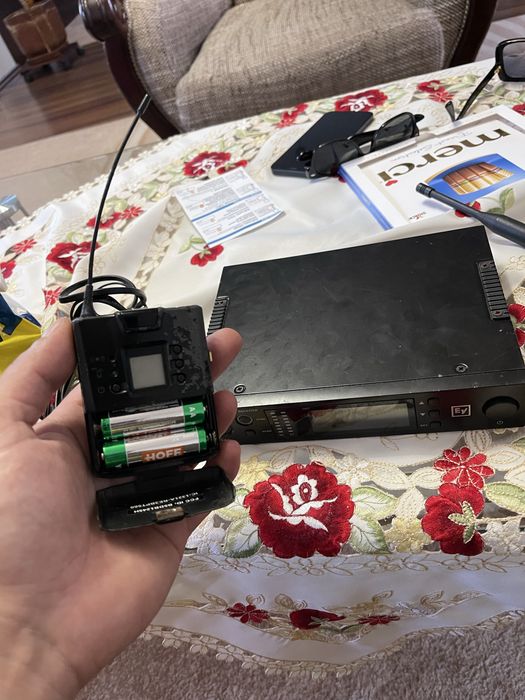 Sistem pentru intrument Electro Voice R 3