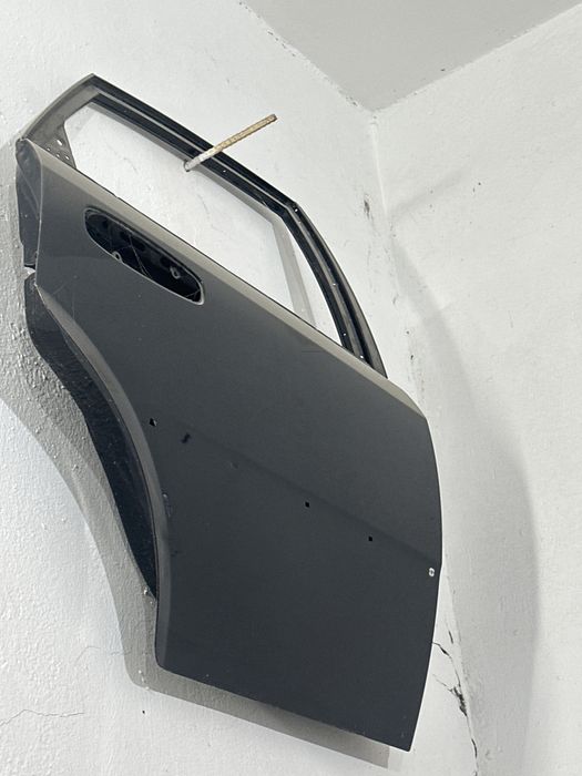 Jentra orqa pasajir eshik rangi qora  kobalt bagaj eshik krilo choko