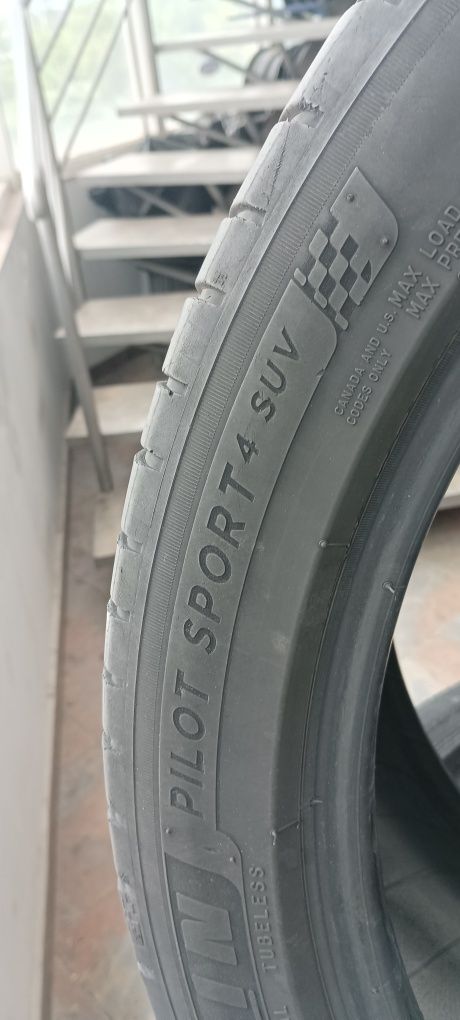 Летни 295/35/21 Michelin/ Dot 19/ 5,6mm