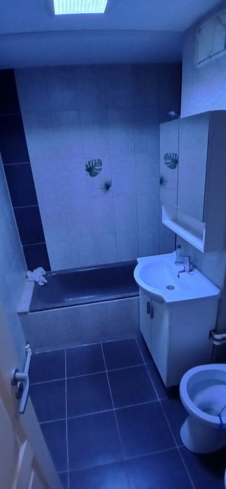 Vand apartament cu 3 camere Etajul 2