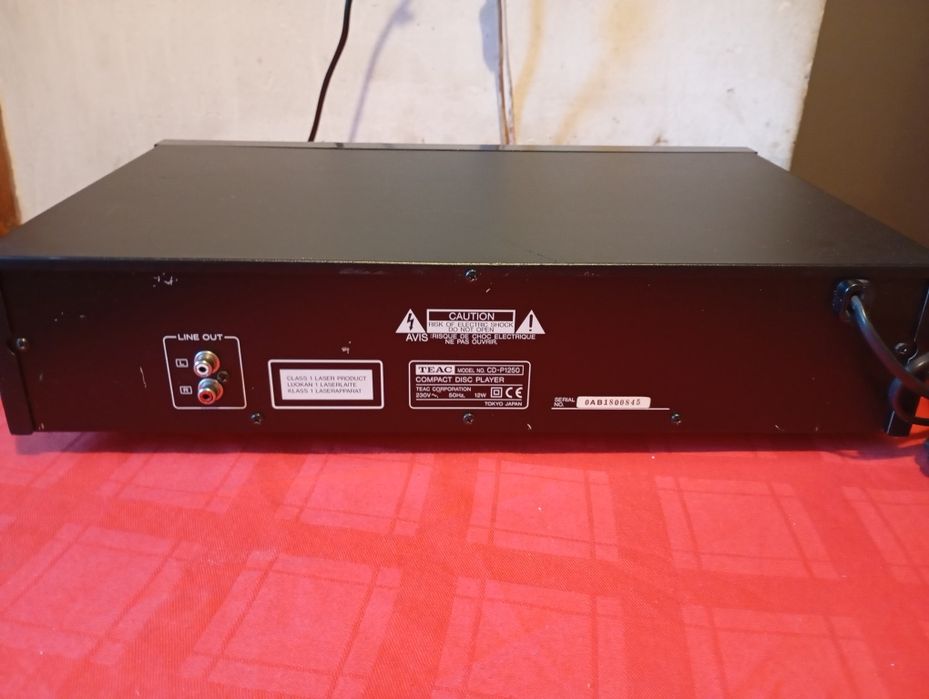 cd player TEAC model CD-P1250