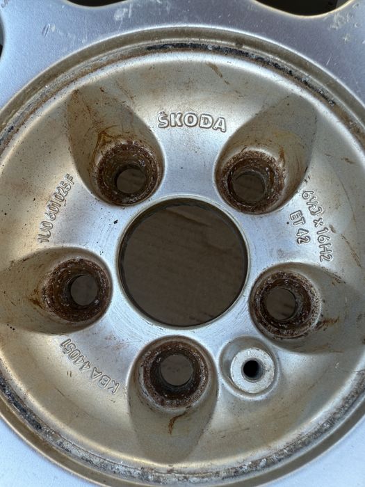 Оригинални алуминиеви джанти Skoda 16” 6.5J ET42 5x100 – VW SEAT