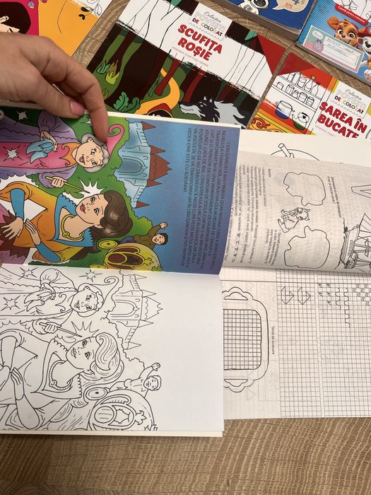 Lot carti prescolari si creioane cerate