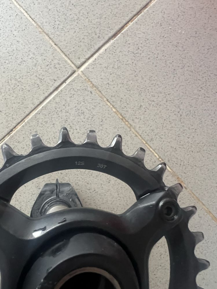Курбели  Shimano MT610, boost, 30T, 175 mm за мтб