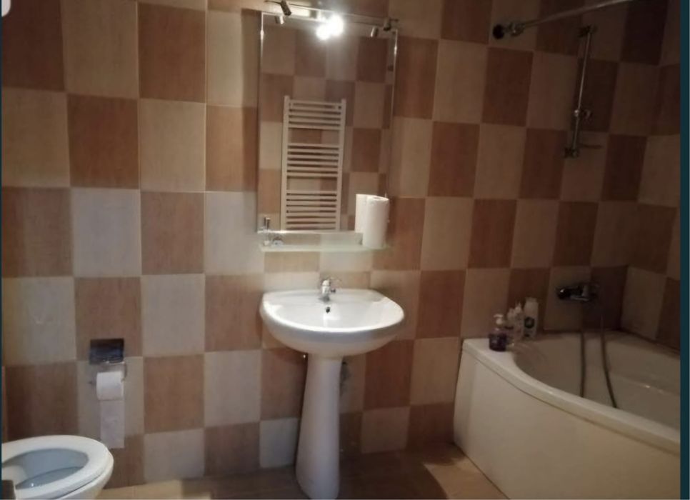 Inchiriez Garsoniera  47 mp