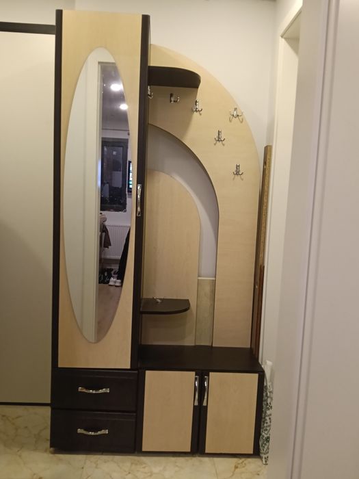 Vind urgent dulap hol