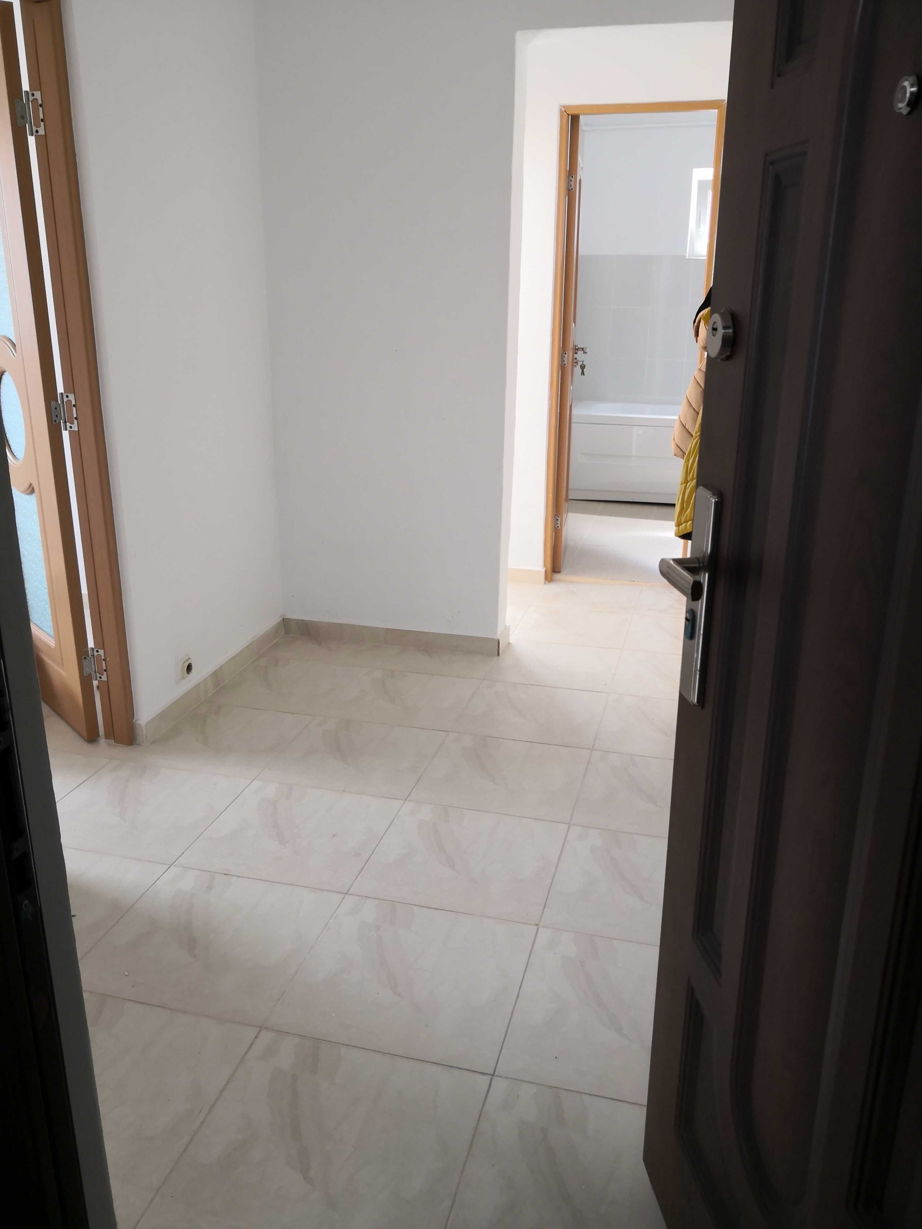 Apartament 2 camere zona 300