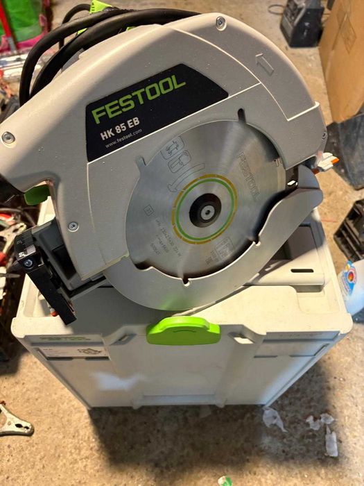 Vând fierăstrău festool