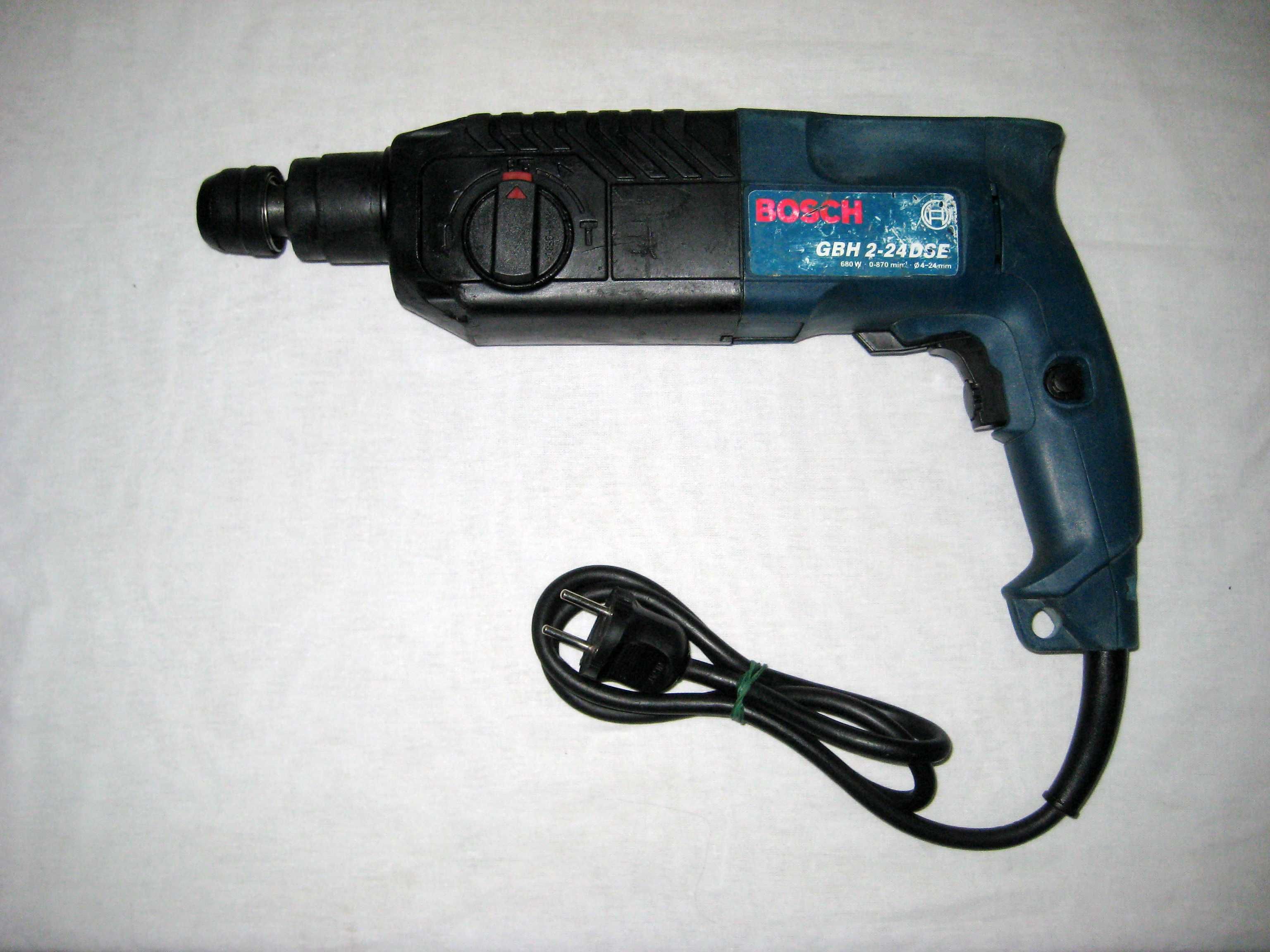 Перфоратор BOSCH-24 3-позиции отличном рабочим состоянии!