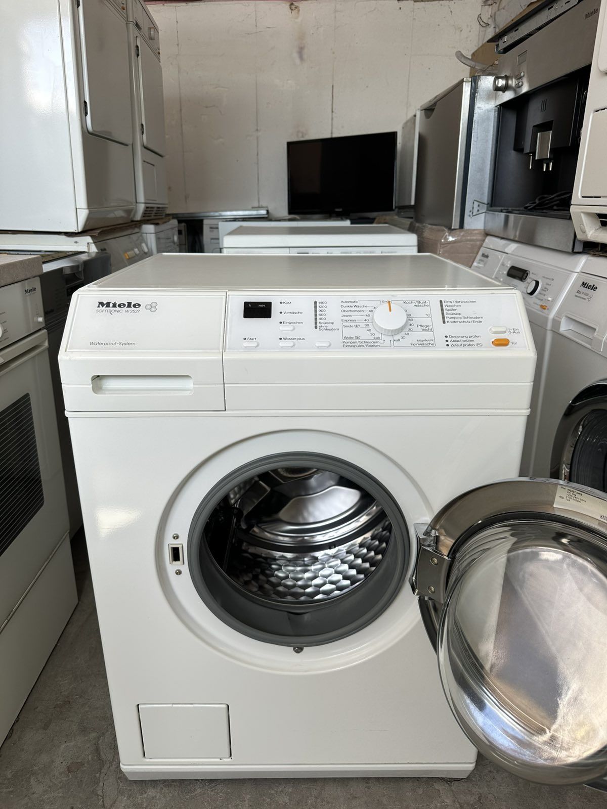 Пералня+ гаранция. MIELE  ПЧЕЛНА ПИТА КЛАС А. Доставка за София