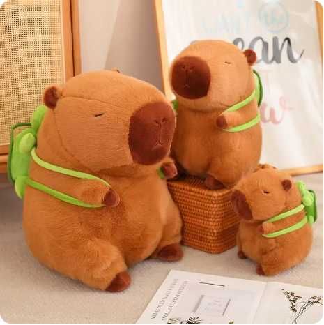Плюшена играчка Капибара с раничка Костенурка, 30см