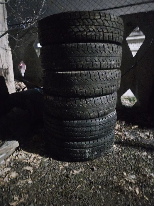 Шины на газель в хорошем состояние