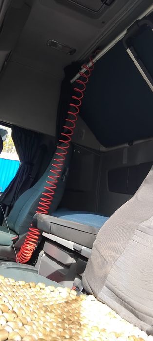 Vand asamblu volvo sau remorca albastra separat