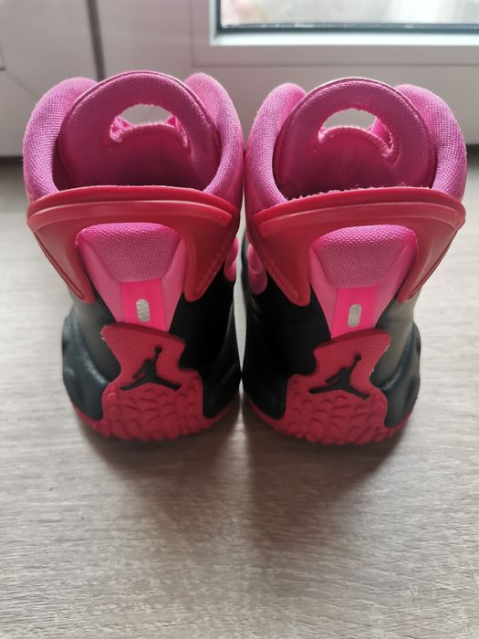 Ghete Jordan de fetite