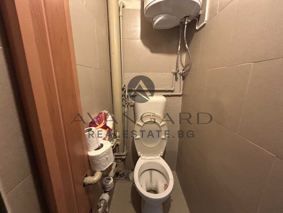 Продава се Тристаен апартамент в Пловдив, Кършияка - 85 кв.м за 1320 €/кв.м - Снимка #9