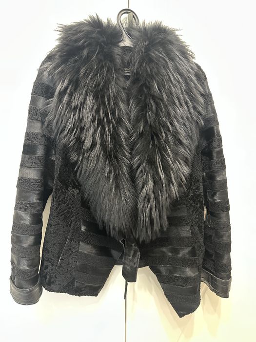 Продам куртку из каракульчи и кожи