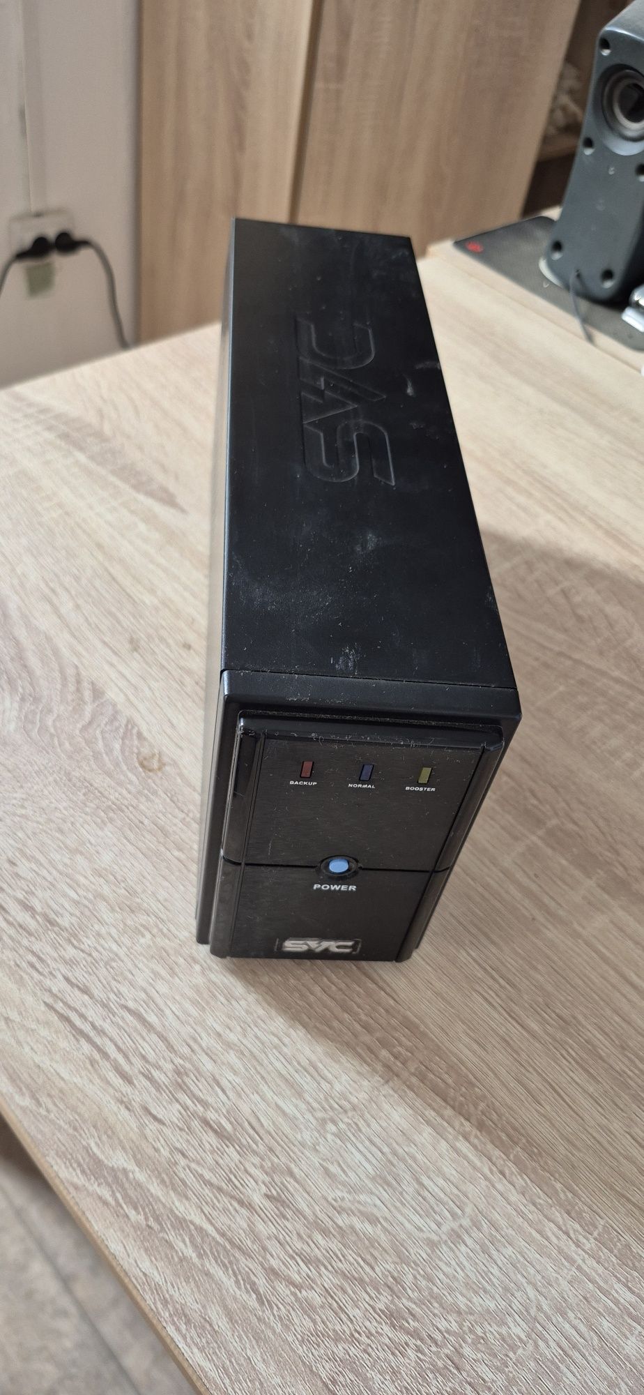Источник бесперебойного питания SVC V-600-L