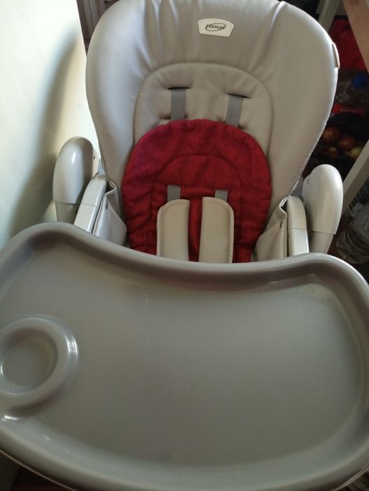 Детский стульчик для кормления