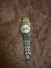 Продам женские часы Swatch