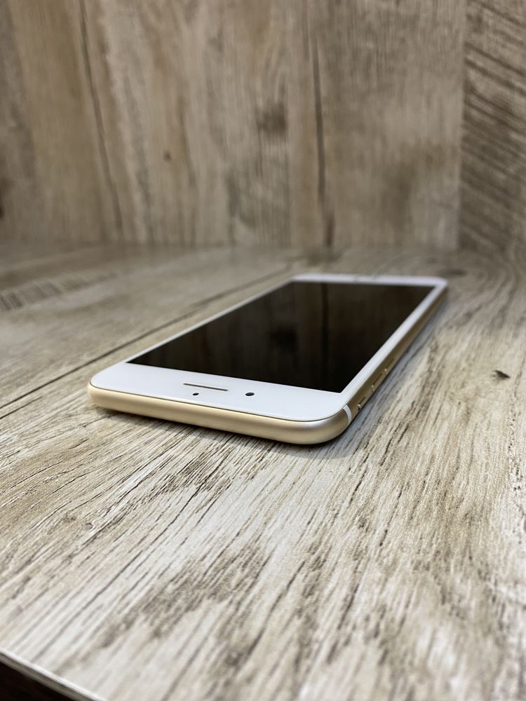 iPhone 7 plus 32Gb Gold